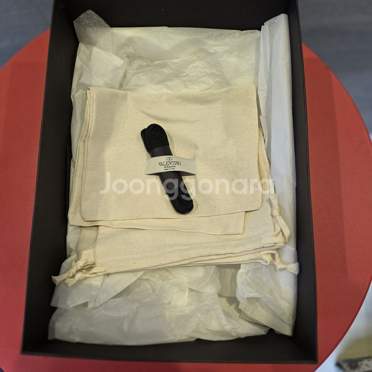 VALENTINO 발렌티노 코리아 정식수입.--2