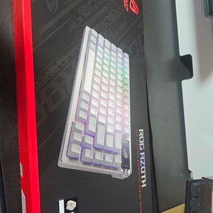 ASUS ROG AZOTH WHITE PBT 스노우축