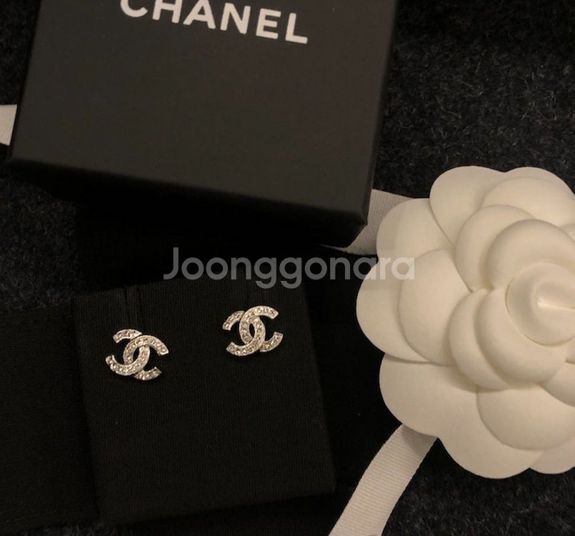 @ 정품 샤넬 기본cc 실버 귀걸이 이어링 @--1