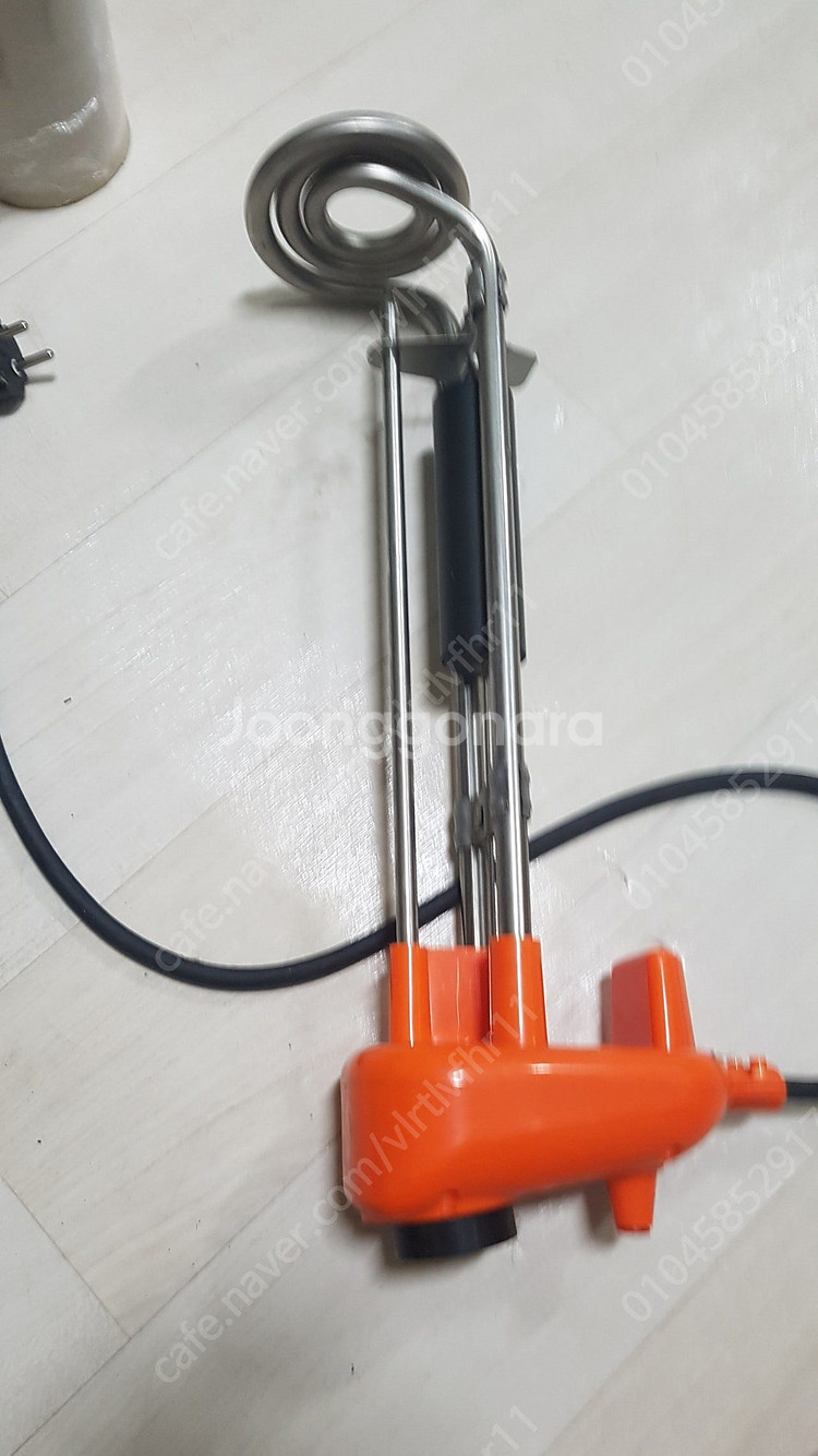 온수히터 돼지꼬리히터 물히터 3KW 30,000원--1