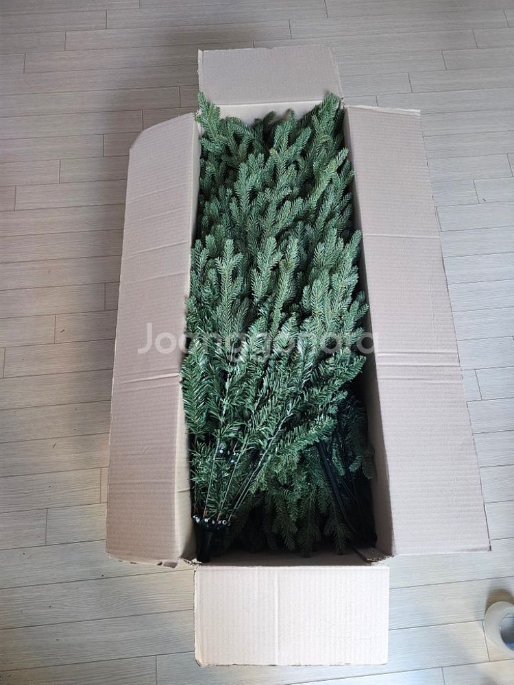 크리스마스 트리 2.1m 팔아요--5