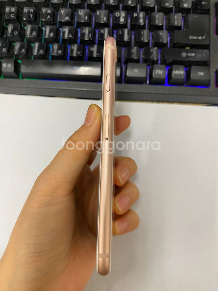 아이폰8 로즈골드 SSS급 64GB 배터리100%--5