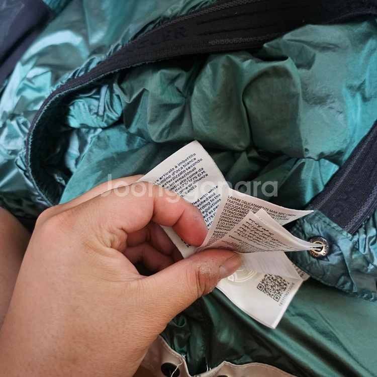 몽클레어 퍼포먼스 스타일 재킷 패딩--2
