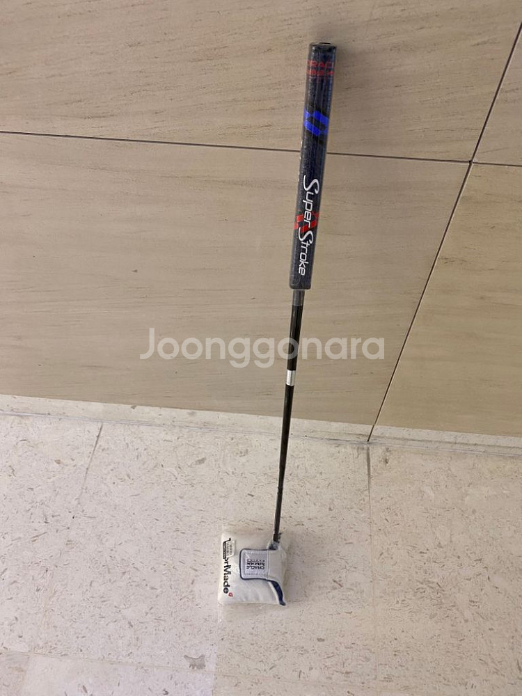 테일러메이드 X 오라클 레드불 콜라보 스파이더 투어퍼터--5
