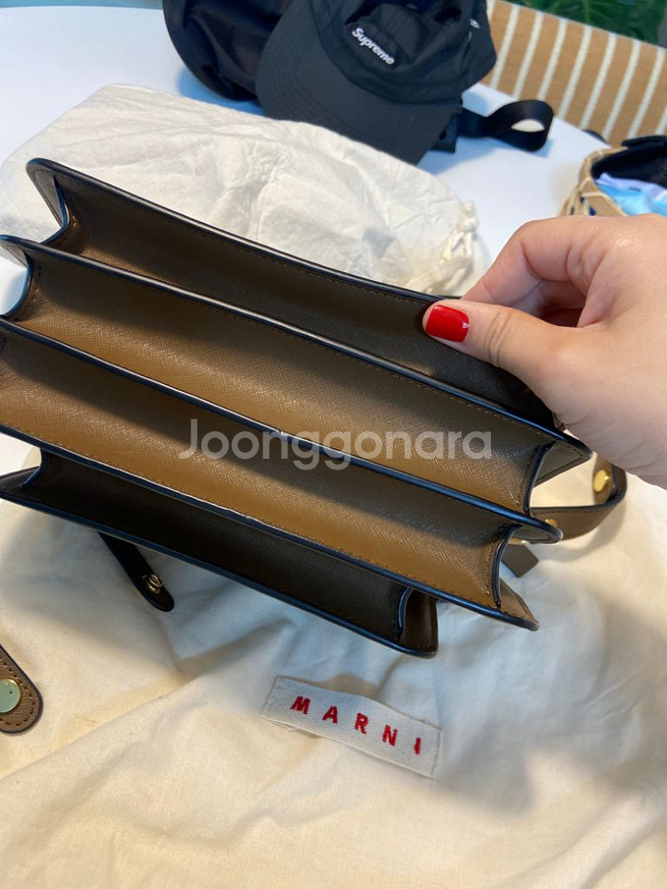 마르니 가방 트렁크 사피아노 미 디움 숄더백 브라운--8