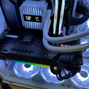그래픽카드 에브가 3080 ftw3 10g팝니다