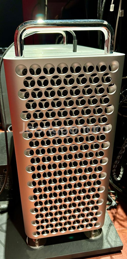 Mac Pro 2019 3.2GHz 16-Core--4