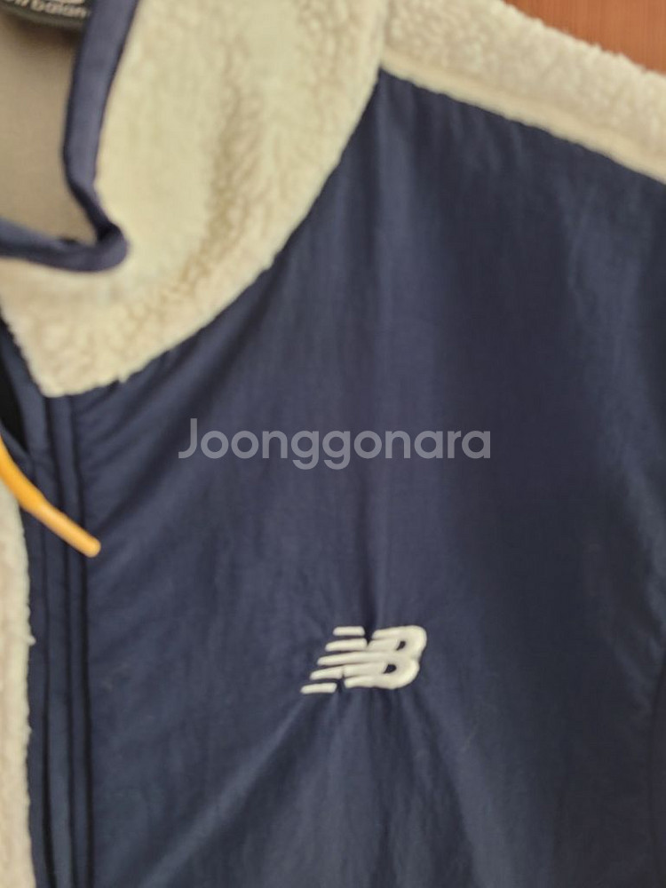뉴발란스 후리스 조끼 남성 2XL--2
