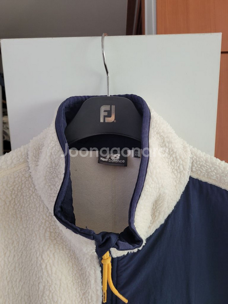 뉴발란스 후리스 조끼 남성 2XL--1