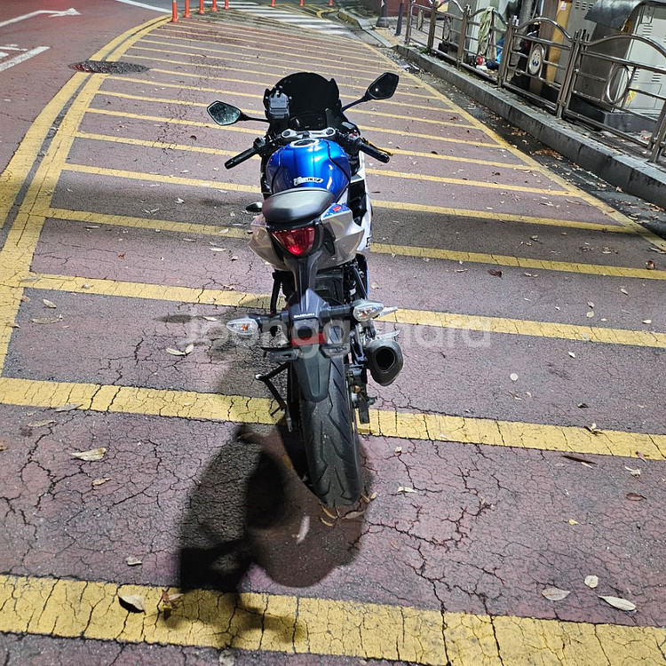 스즈키gsxr125--1