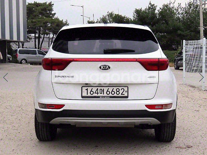 @18년식 신형 스포티지 R2.0 4WD 트렌디 전국--3