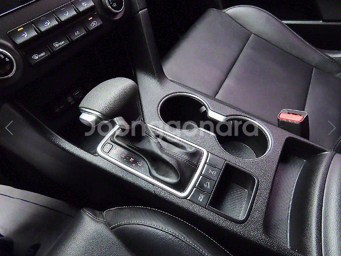 @18년식 신형 스포티지 R2.0 4WD 트렌디 전국--9