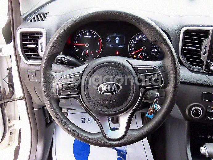 @18년식 신형 스포티지 R2.0 4WD 트렌디 전국--7