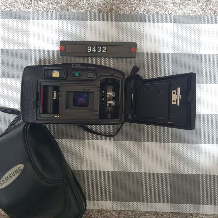 삼성캐녹스 퍼지줌 1050 필름카메라 파우치포함--4