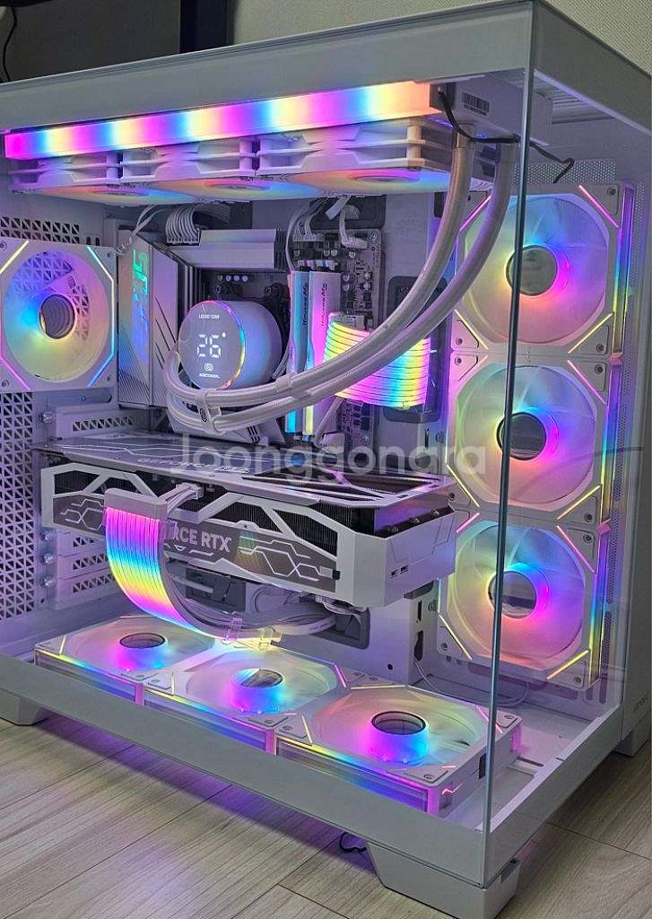 7950X3D X670E RTX4080S 본체팝니다--0