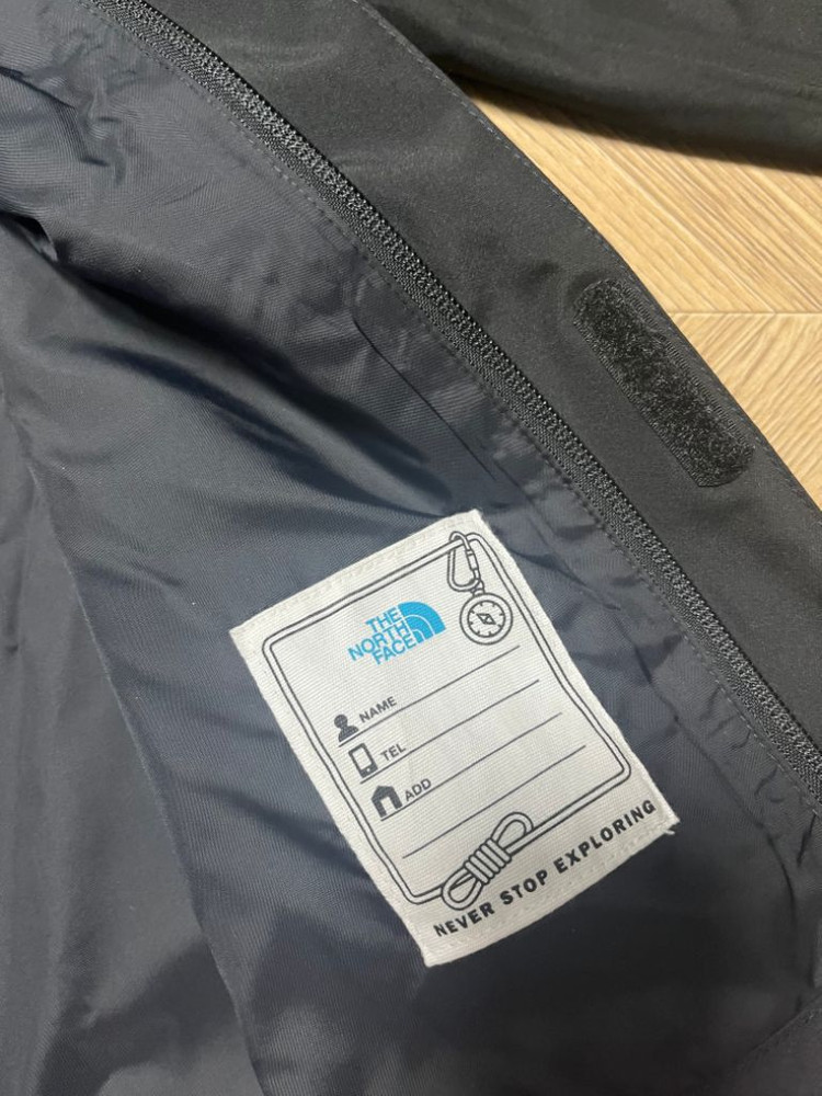 노스페이스 바람막이 150사이즈--3