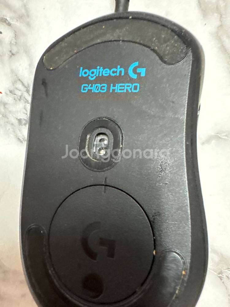 Logitech G403 Hero--2
