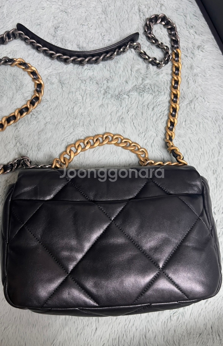 정품)샤넬 19 핸드백 CHANEL 풀박스--6