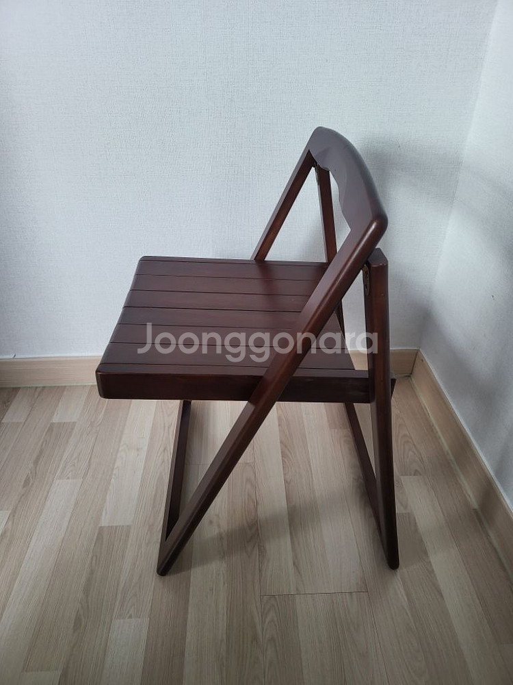 원목 접이식 의자 5만(운포)--3
