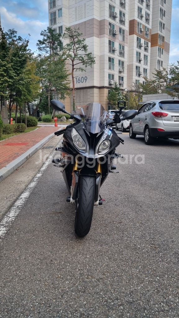 bmw s1000rr 16년식 블랙카울 (절충가능)--6