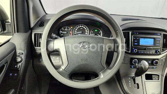 @19년식 더 뉴그랜드스타렉스 3인승 디젤 밴 스마트--9