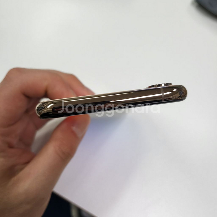 아이폰XS 골드 256GB 팝니다--3