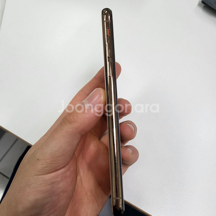 아이폰XS 골드 256GB 팝니다--6