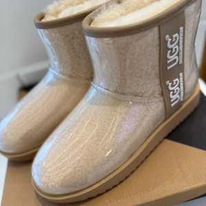 호주어그 UGG 클리어 eu40(250)