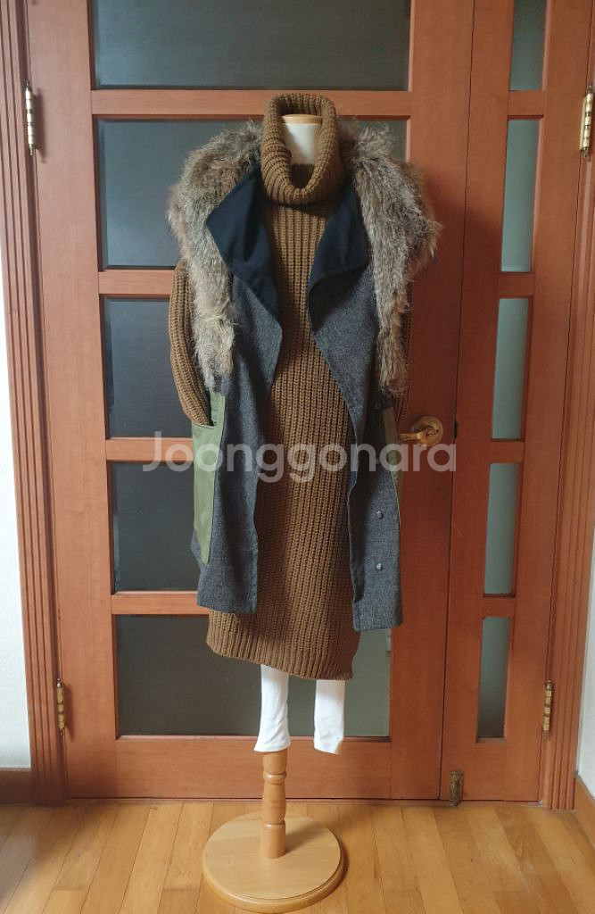 (새제품)볼륨폴라 니트원피스--2