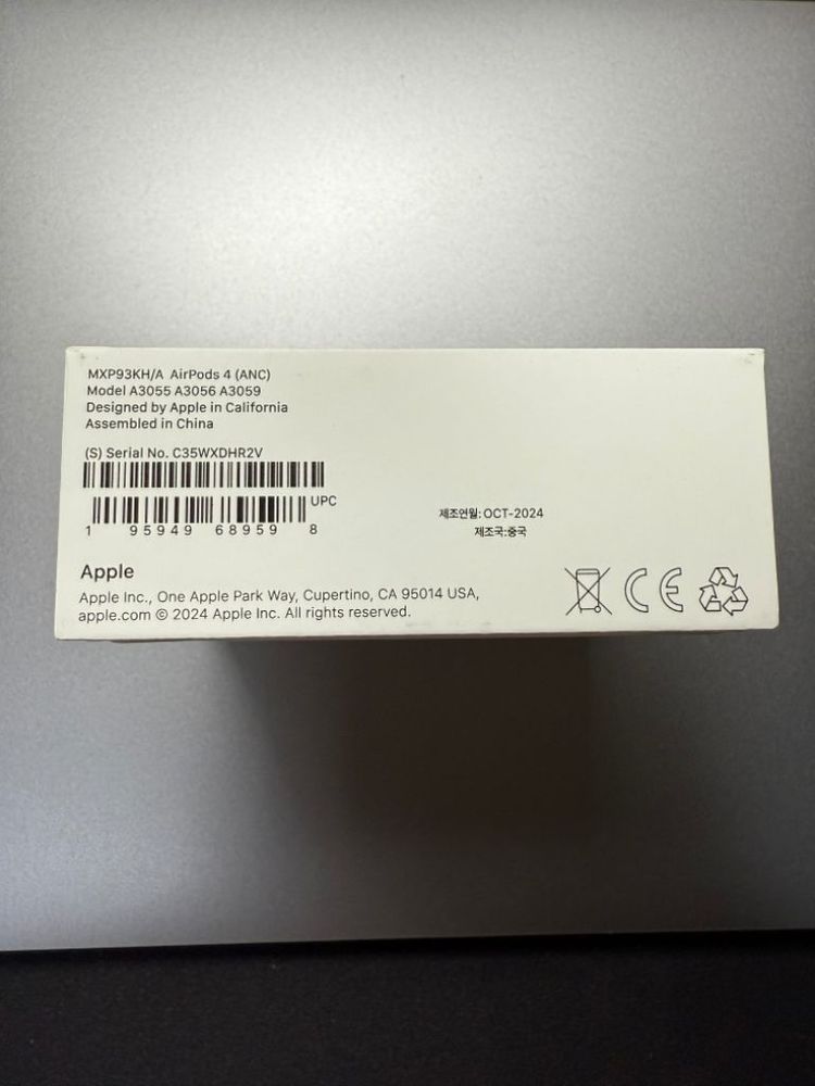 에어팟4 노캔버전 미개봉--2