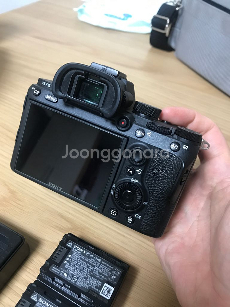 소니 a7m3 풀프레임 미러리스 카메라 5만8천컷--4