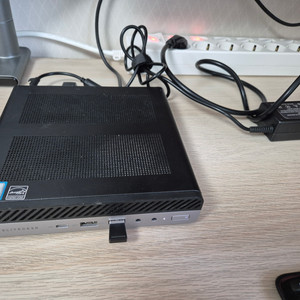 HP elitedesk mini g3 i7-6700 d