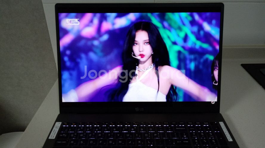 LG 10세대 i7 17인치 그램/램16G,512G--1