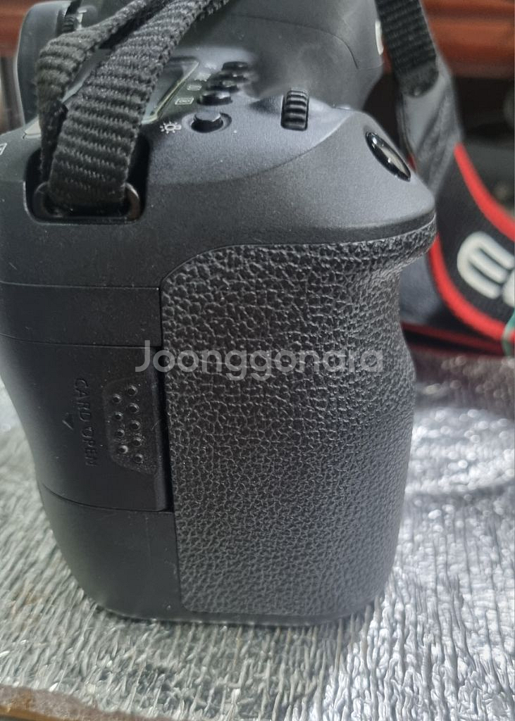 캐논 6D Mark2/5천컷미만*풀박S급--6