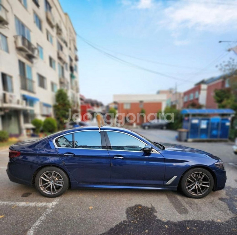 BMW 520d m스포츠플러스--3