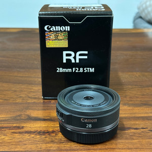 캐논 rf28mm f2.8 팬케잌 렌즈 팝니다