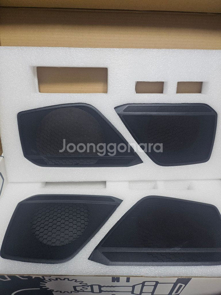 아우디 a6 c8 23년식 핸들, 헤드레스트,스피커커버--5