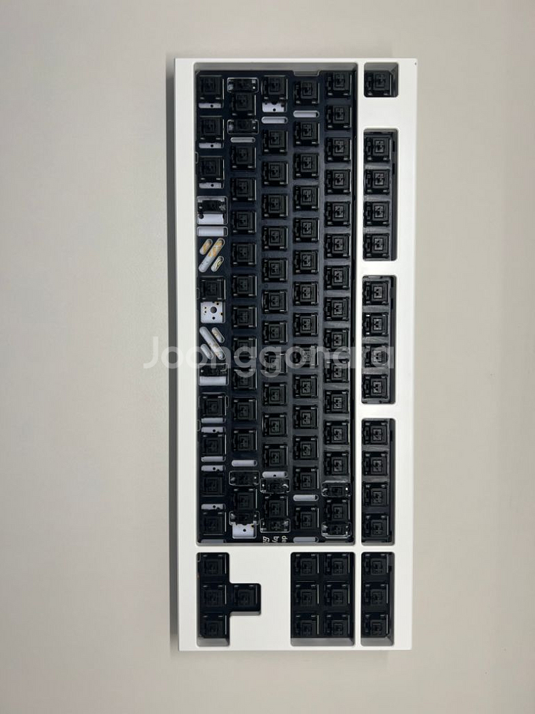 F1-8x Wk 화이트(PC하판 포함) 판매합니다--5