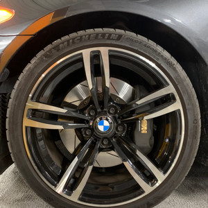 bmw 437m m3 m4 f바디 휠 미쉐린타이어