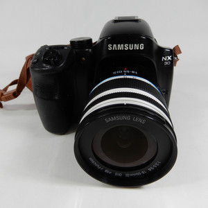 삼성 NX30 20.3 메가픽셀 18-55 III 렌즈