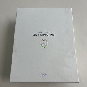 페이스팩토리 LED 테라피 마스크 마블 판매합니다