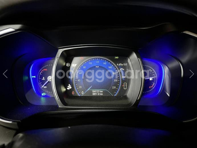 @16년식 QM6 2.0 dCi 4WD RE 시그니처--4