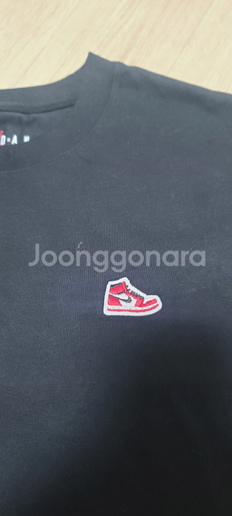 나이키 조던1패치 반팔티 블랙 팝니다--1