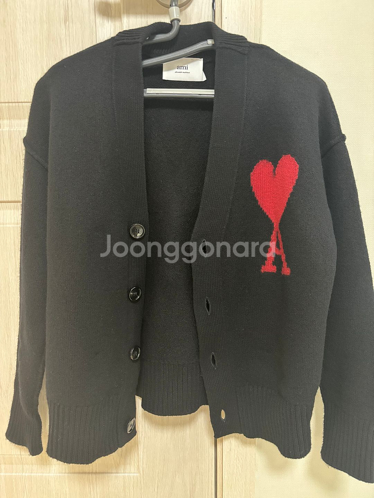 아미 빅하트 로고(xs) 팝니다.--1