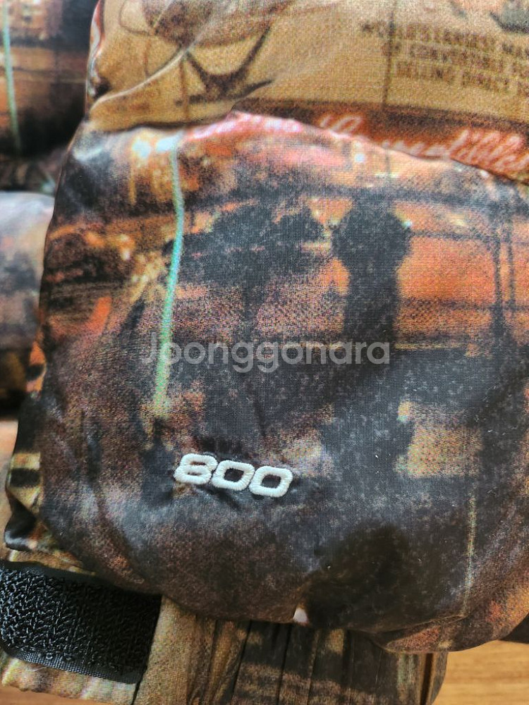 슈퍼슈프림 노스페이스 콜라보 타임스퀘어 하프집 800필--4