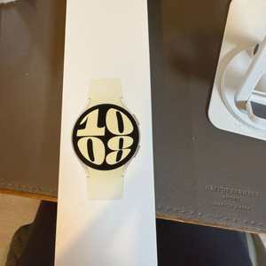 갤럭시 워치6 골드 셀룰러 미개봉 팝니다