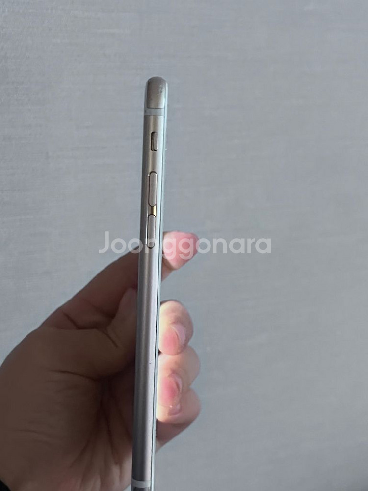 아이폰 6s 팝니다--2