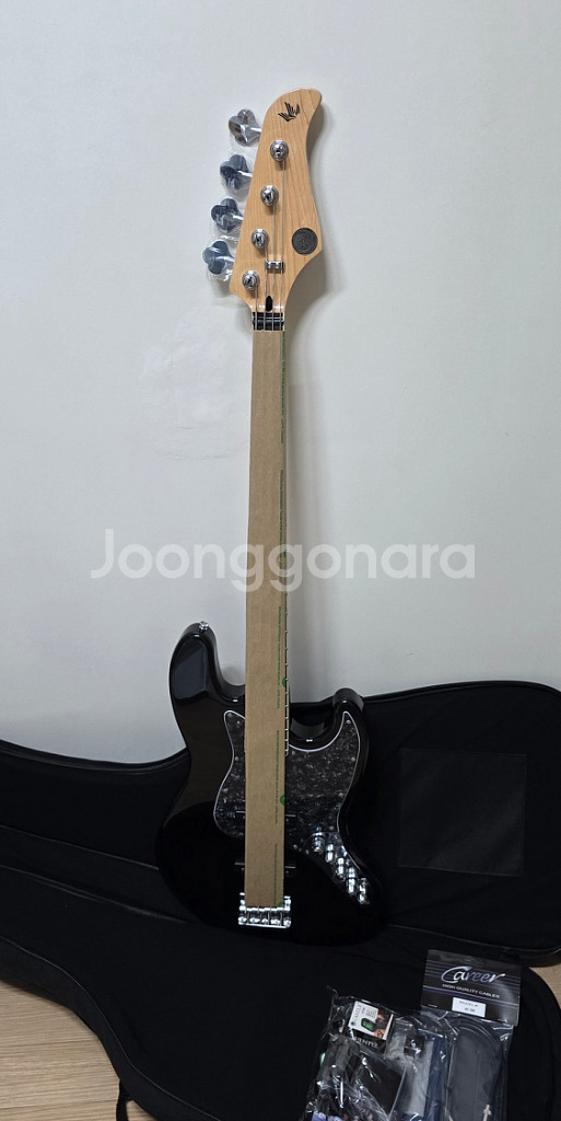 고퍼우드 베이스 기타, J-Classic 6 601B--3