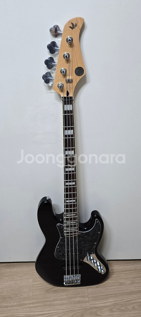 고퍼우드 베이스 기타, J-Classic 6 601B--5