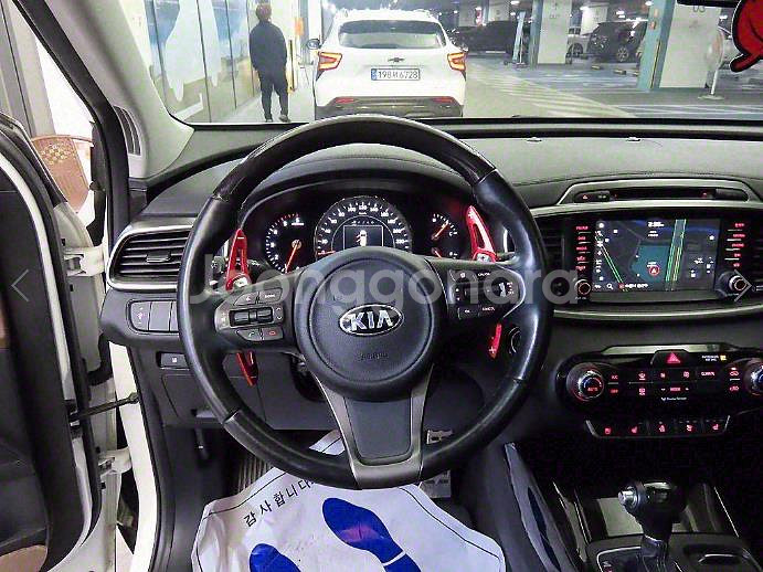@16년식 올 뉴쏘렌토 R2.0 2WD 노블레스 스페--7